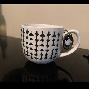 The old pottery company mug